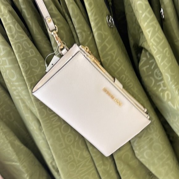 Michael Kors Jet Set Travel Large Double Zip Wristlet Wallet Light Cream Leather - Picture 15 of 16